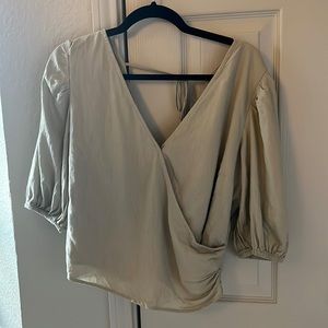 Abercrombie blouse with open back